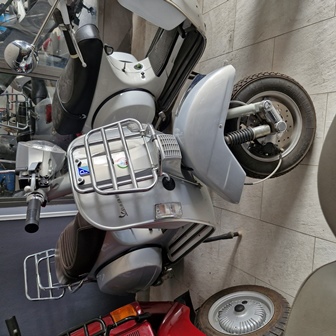 Piaggio Vespa PX 125 Touring